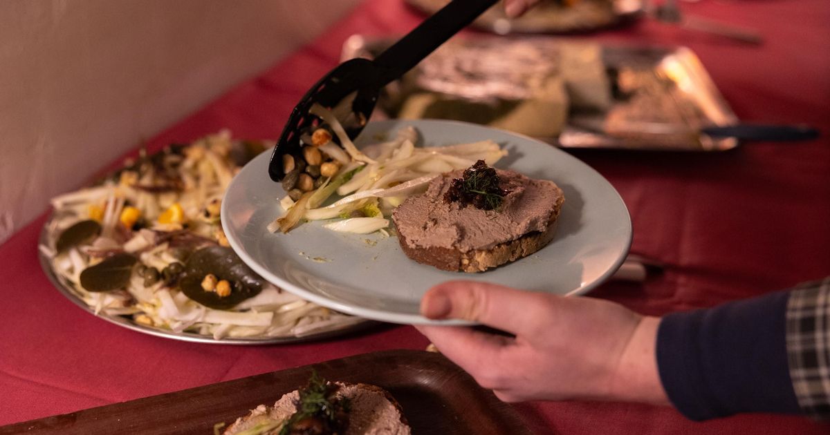 Insalata u patè fi platt.
